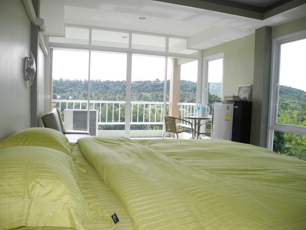 Hotel Wind Hills Nakhonratchasima Habitación foto