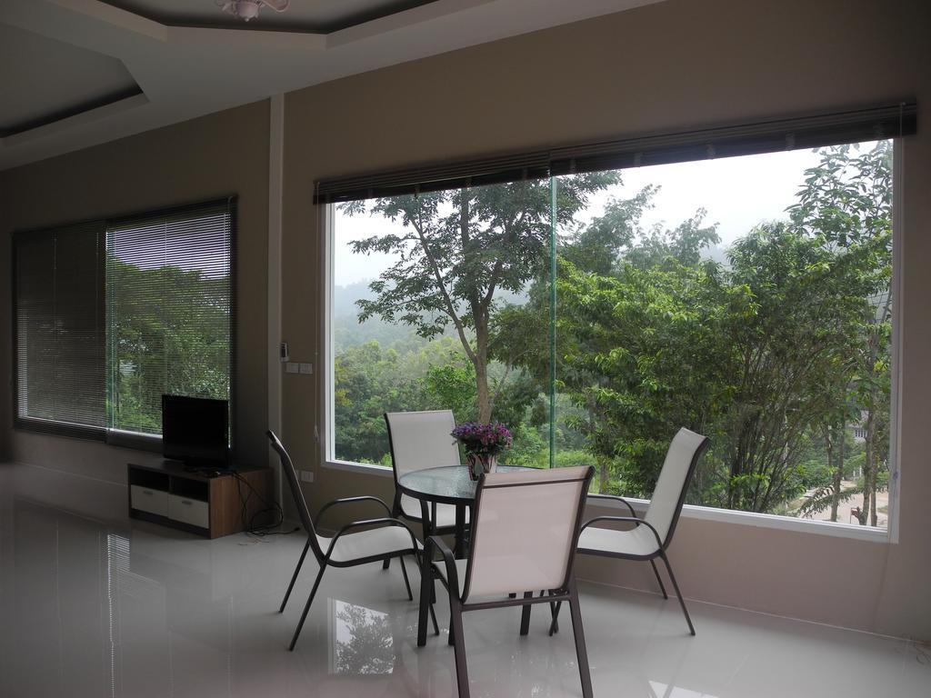 Hotel Wind Hills Nakhonratchasima Habitación foto